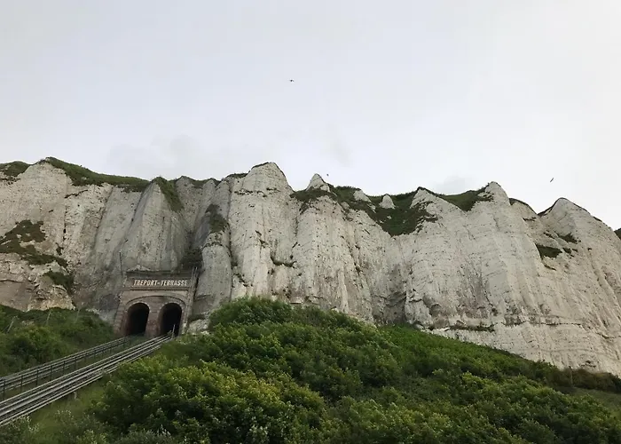 Holiday home Maison A La Campagne Proche Baie De Somme Arrest